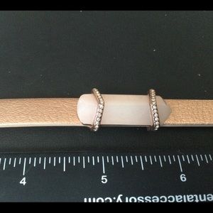 NWOT Unique Rose Buckle Bracelet with Stone/cz’s (C517)